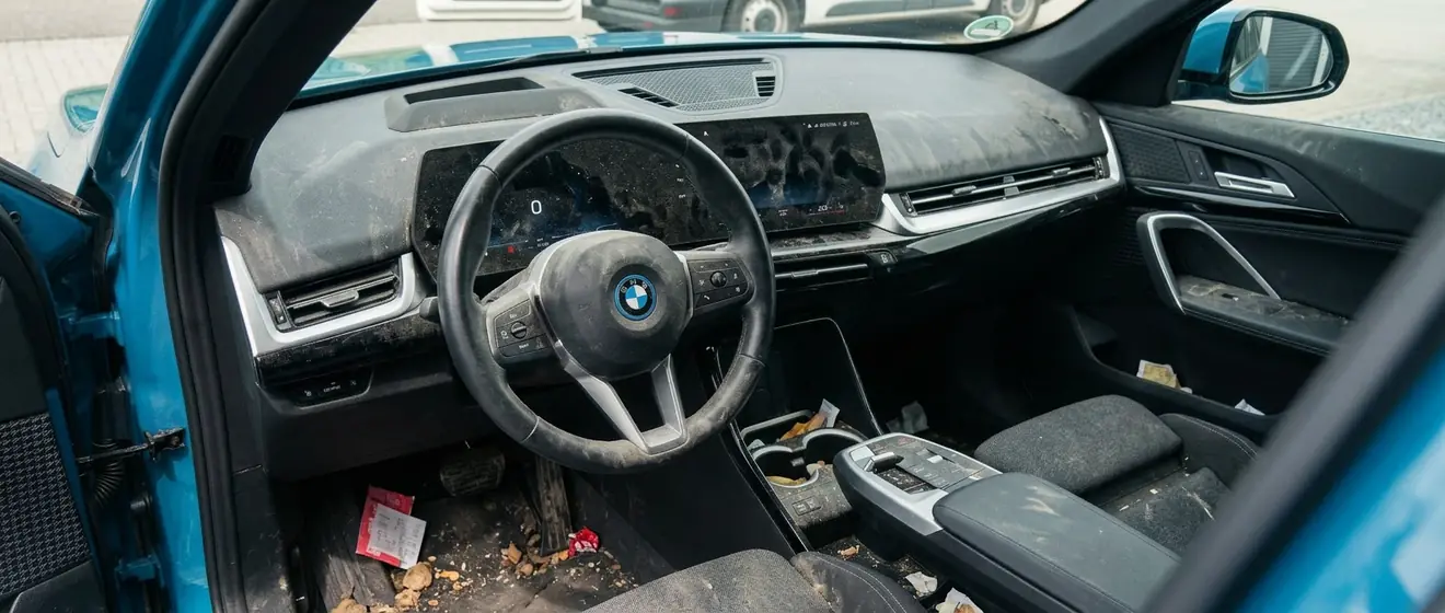 Wash4U interieur reiniging voor en na